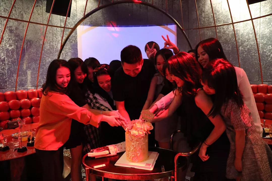 中庭網(wǎng)絡(luò)部三周年丨夢之隊，此情待續(xù)