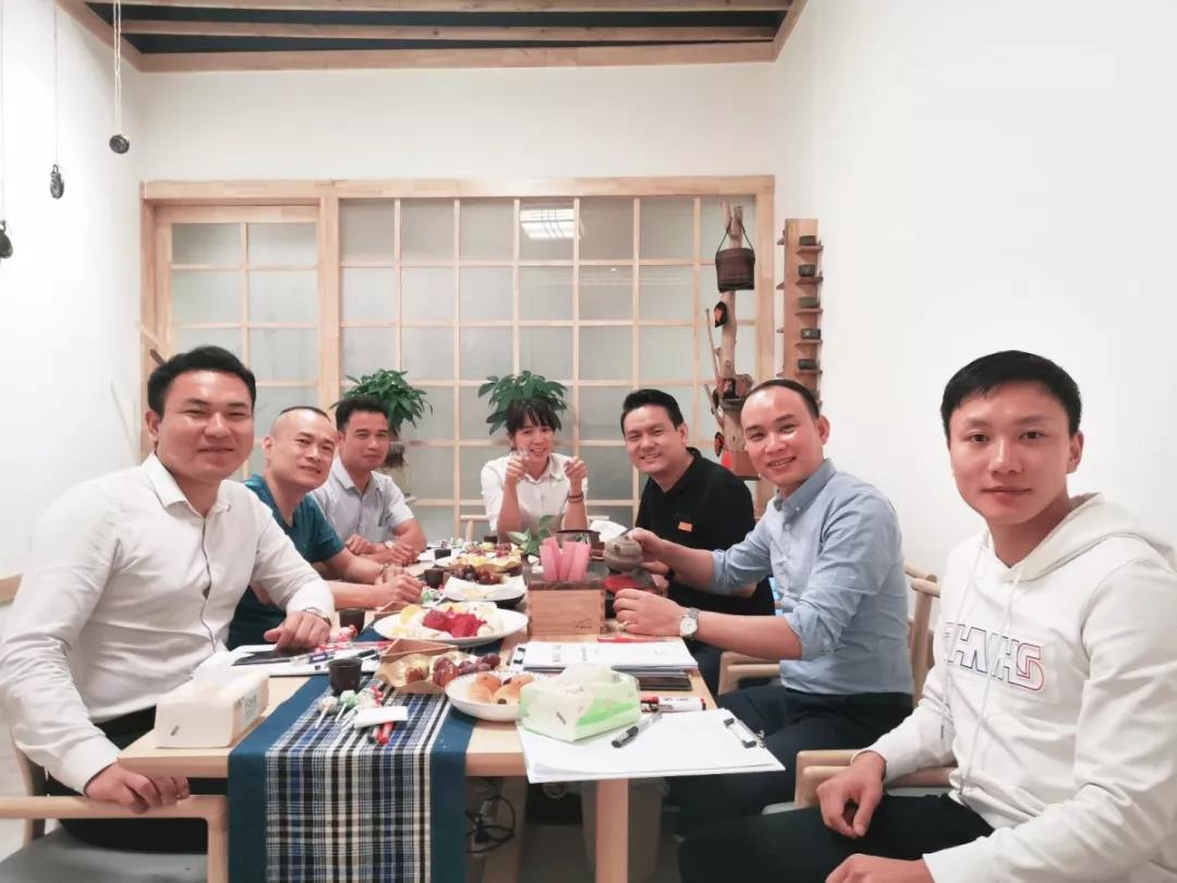 工程、材料中心管理層“裸心會”丨茶短情長，一場來自心靈的對話！
